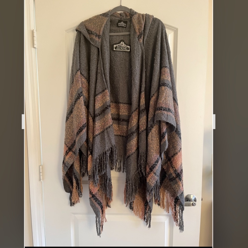 Super Soft Hooded Plaid Cloak/Poncho